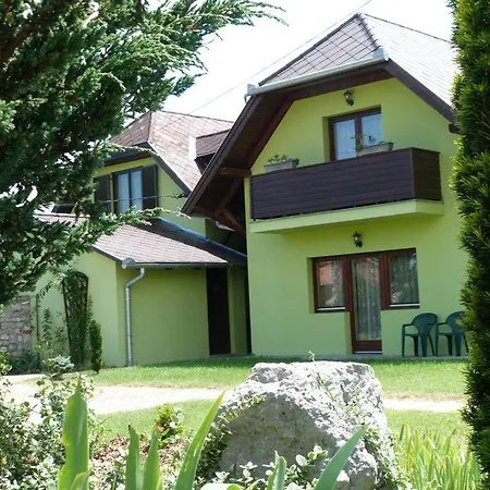 Vadasz Panzio Penzion *