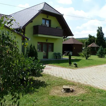 Vadasz Panzio * Zalacsány